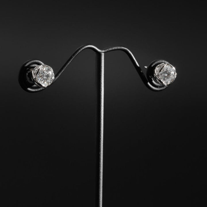 925 Sterling Silver Moissanite Diamond Rhodium-Plated Eternal Glow Stud Earrings