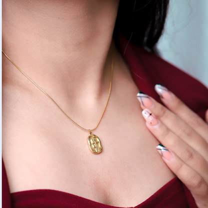 Rose pendant Necklace - 18K Gold Plated/ Anti Tarnish -Waterproof