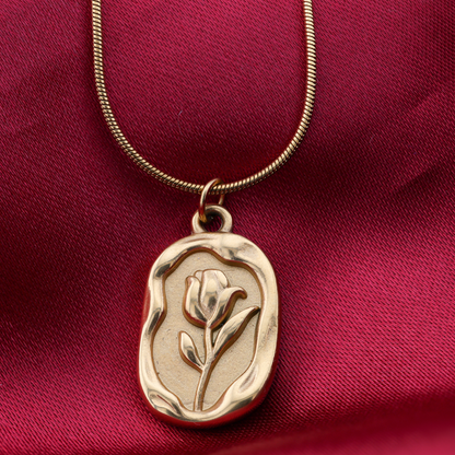 Rose pendant Necklace - 18K Gold Plated/ Anti Tarnish -Waterproof