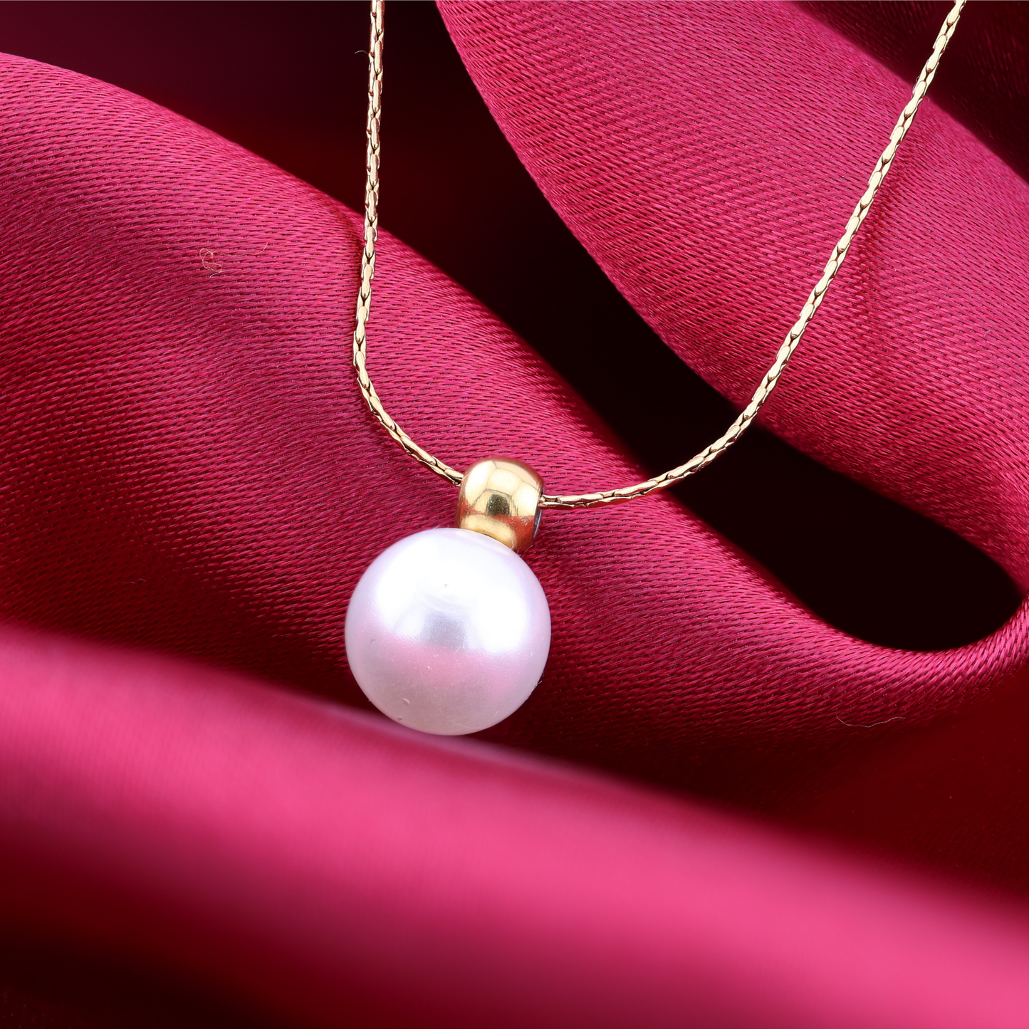 Classic Pearl Pendant Necklace- 18K Gold Plated/ Anti Tarnish -Waterproof