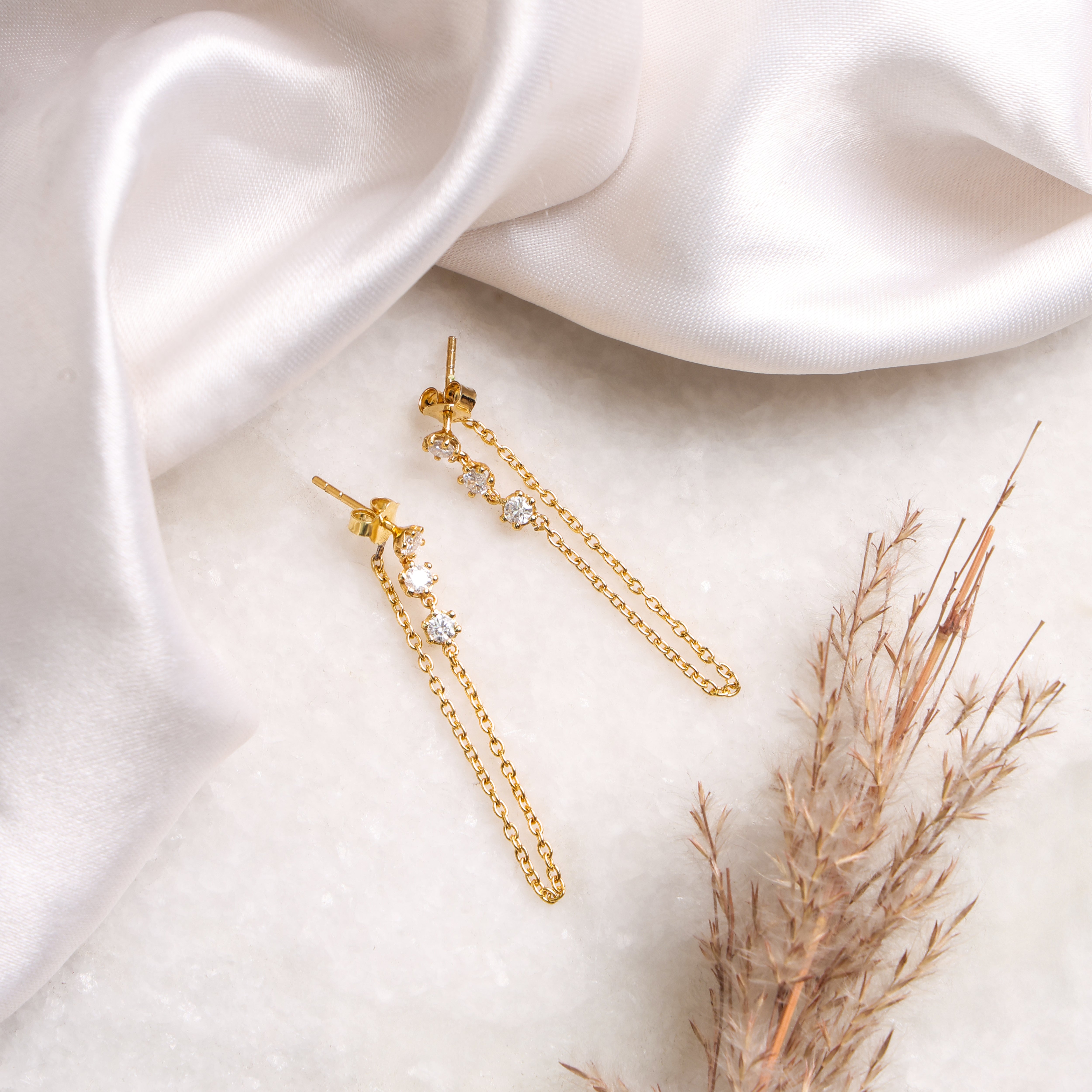 Sterling Silver 18K Gold Plated Moissanite Noor Chain Drop Earrings For Women