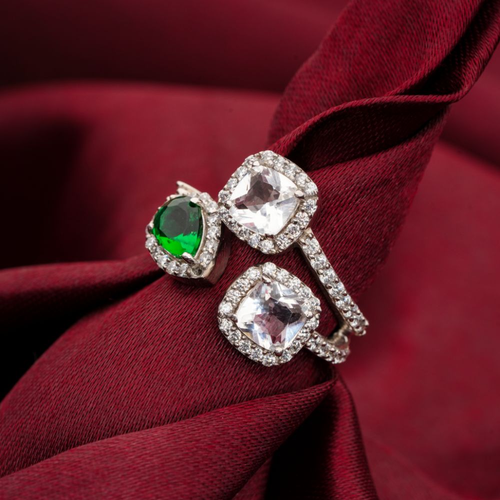 925 Sterling Silver Rhodium-Plated Victorian Splendor Ring