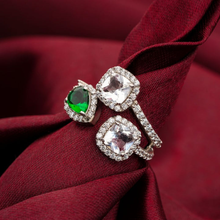 925 Sterling Silver Rhodium-Plated Victorian Splendor Ring