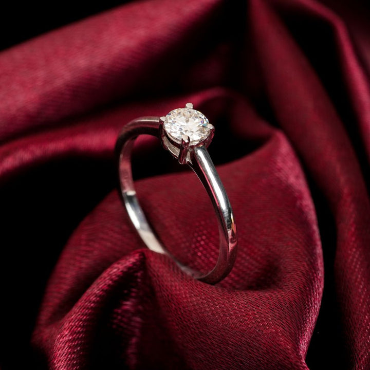 925 Sterling Silver Rhodium-Plated Regal Square Ring
