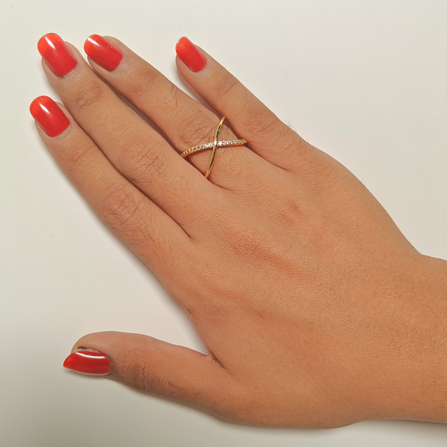 Criss Cross Stone Ring  -  18K Gold Plated/ Anti Tarnish -Waterproof