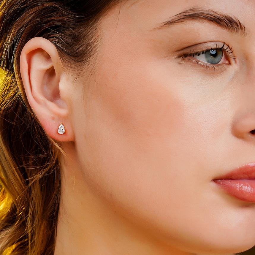 925 Sterling Silver 18K Gold Plated Solitaire Pear Studs